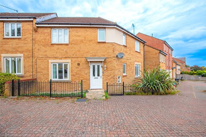3 Bedroom Semi-Detached House For Sale In Cropthorne Road South, Horfield, Bristol, BS7
