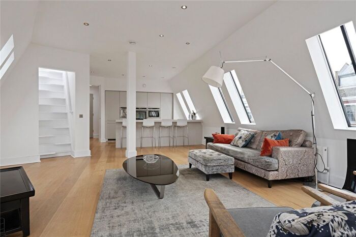 3 Bedroom Flat For Sale In Albemarle Way, Clerkenwell, London, EC1V