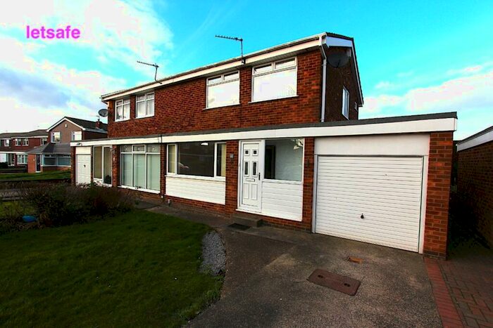 3 Bedroom Semi-Detached House To Rent In Stirling Drive, North Shields. ** Excellent Location **, NE29