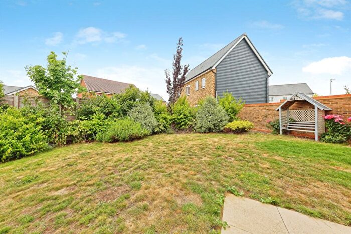 4 Bedroom Detached House For Sale In Horseshoe Way, Ash, Canterbury, CT3