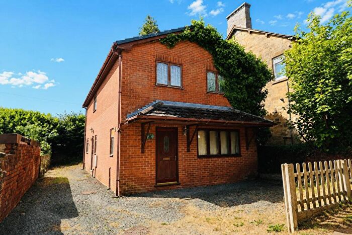 4 Bedroom Detached House For Sale In Brynisa Road, Brynteg, Wrexham, LL11