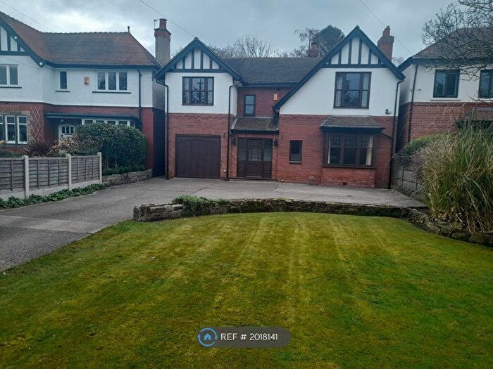 5 Bedroom Detached House To Rent In Barnsley Road, Wakefield, WF2