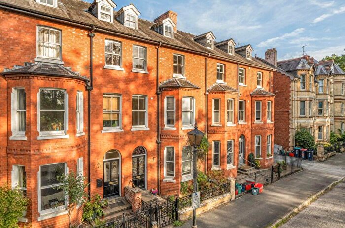 7 Bedroom Terraced House For Sale In Park Terrace, Llandrindod Wells, Powys, LD1