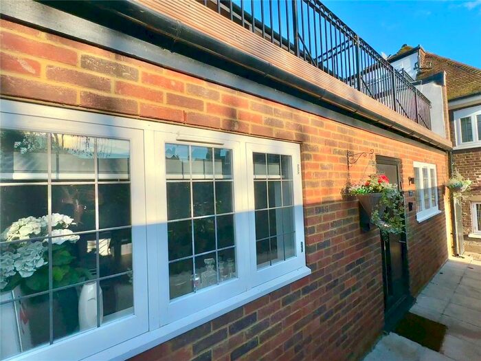 2 Bedroom Terraced House To Rent In Watling Street, Radlett, Hertfordshire, WD7