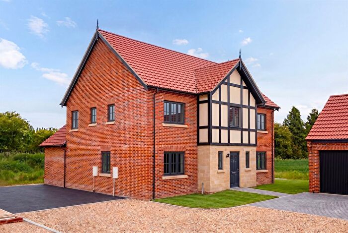 4 Bedroom Detached House For Sale In Roman Road, Moulton Chapel, Spalding, PE12