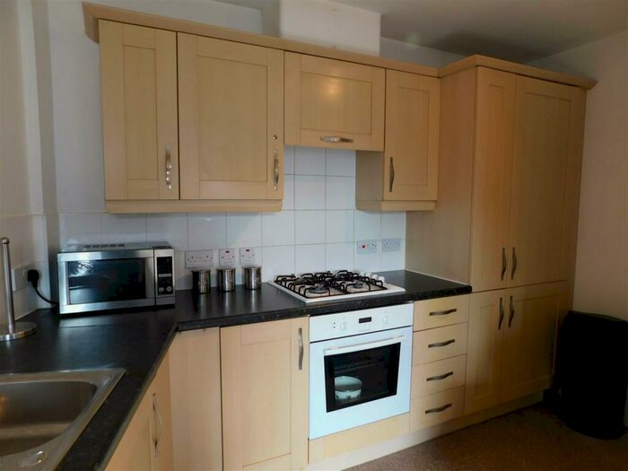 1 Bedroom Apartment To Rent In Kingston, KT2
