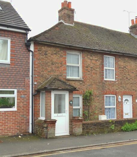 1 Bedroom Terraced House To Rent In Lower Church Road, Burgess Hill, RH15