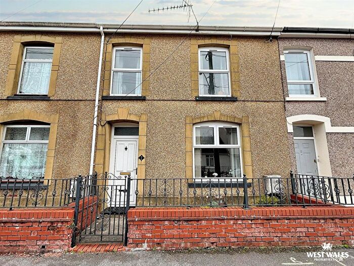 3 Bedroom Terraced House For Sale In Talbot Road, Ammanford, SA18