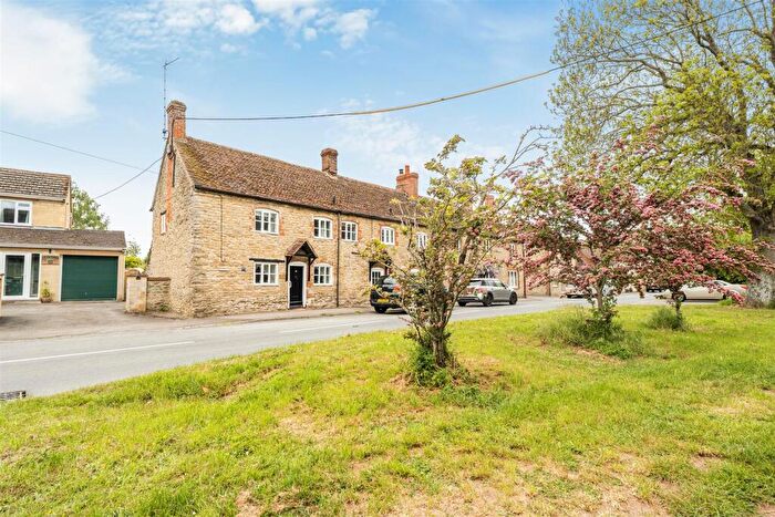 3 Bedroom Cottage For Sale In Stanford In The Vale, Faringdon, Oxfordshire, SN7