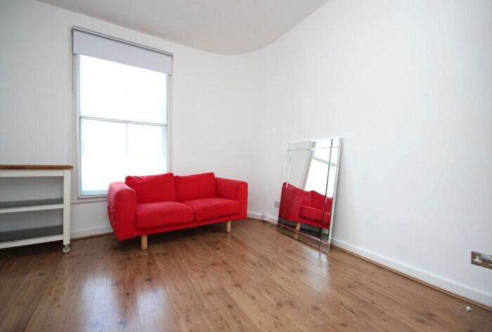 1 Bedroom Flat For Sale In Malden Place, London, NW5