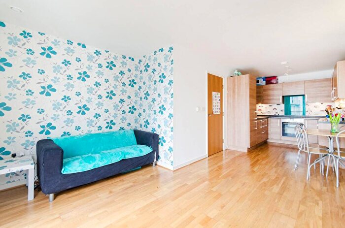 1 Bedroom Flat To Rent In Empire Way, Wembley, HA9