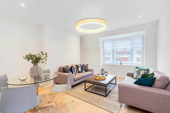 2 Bedroom Flat To Rent In Marylebone High Street, Marylebone, W1U