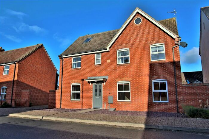 5 Bedroom Detached House To Rent In Thatcham Road, Walton Cardiff, Tewkesbury GL20