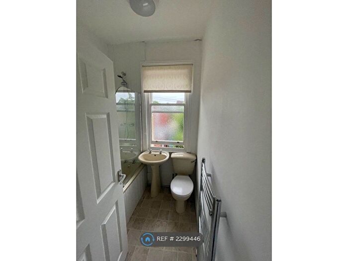 1 Bedroom Flat To Rent In Glen Eldon Road, St Annes, FY8