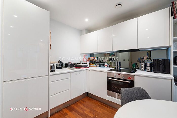 1 Bedroom Flat To Rent In Knights Tower, Deptford, SE8