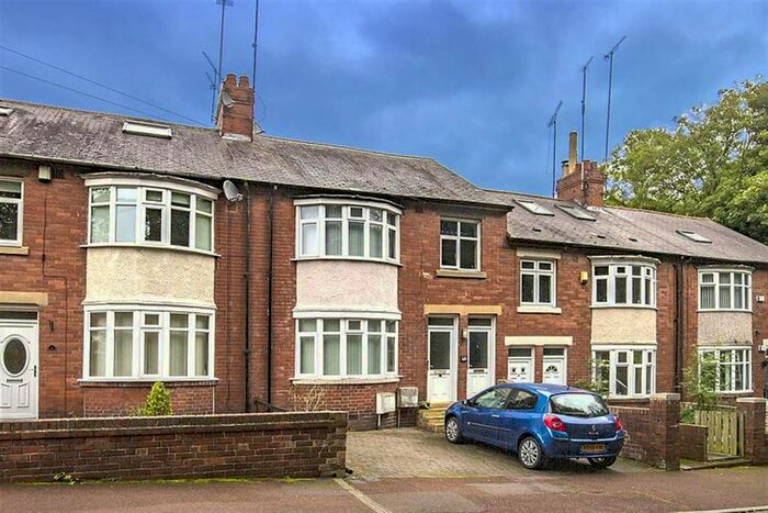 2 Bedroom Flat To Rent In Craghall Dene, Gosforth, Newcastle Upon Tyne, NE3