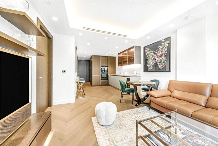 2 Bedroom Flat For Sale In St. Johns Wood Road, London, NW8