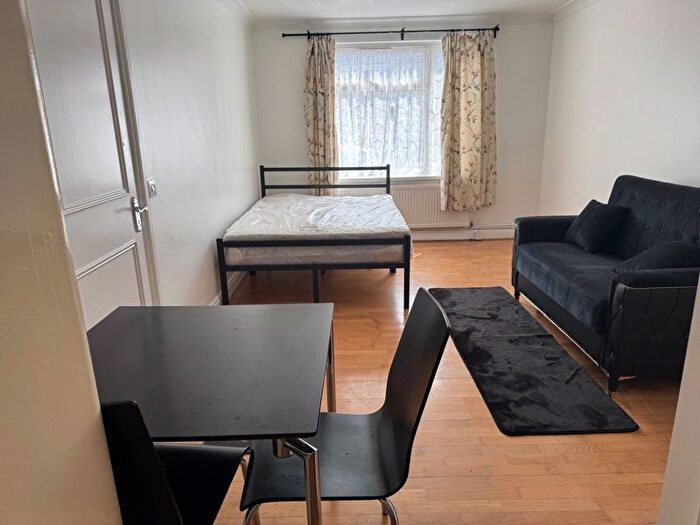 Studio To Rent In Nelson Road, Stanmore, Middlesex, HA7