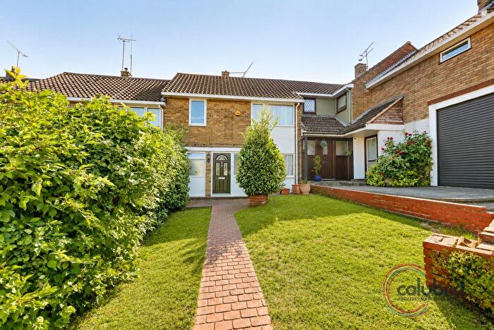 3 Bedroom Terraced House To Rent In Threshelford, Basildon, SS16