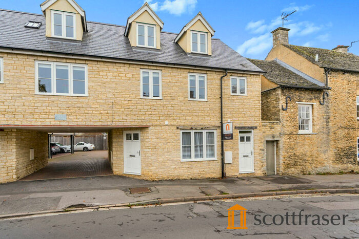 1 Bedroom Apartment To Rent In Jacks Corner, Witney, OX28