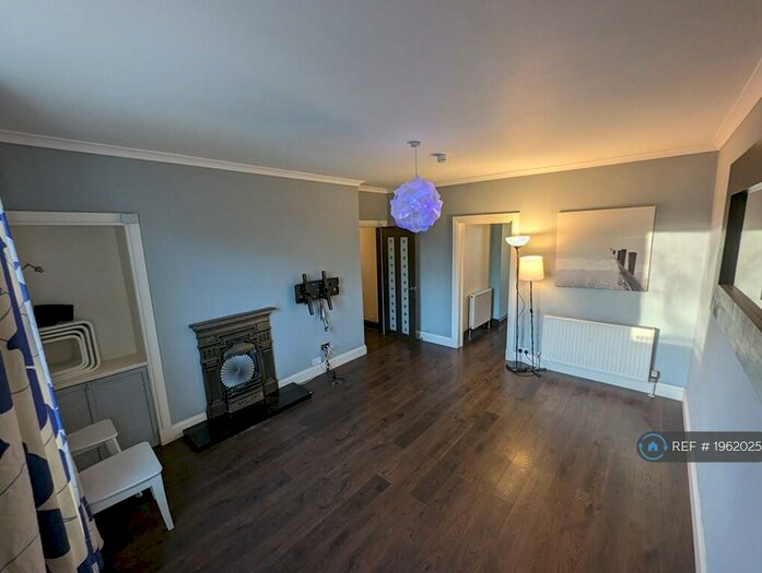 2 Bedroom Flat To Rent In Old Kilpatrick, Clydebank, G60
