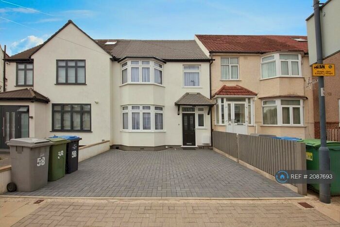 4 Bedroom Terraced House To Rent In Cranleigh Gardens, Harrow, HA3