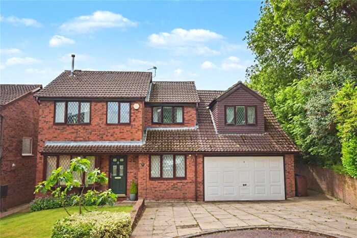 5 Bedroom Detached House For Sale In Haven Garth, Leeds, West Yorkshire, LS16