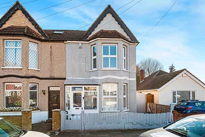 3 Bedroom End Terrace House For Sale In Days Lane, Sidcup, DA15