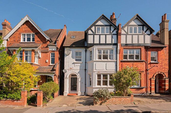 1 Bedroom Flat For Sale In Mulgrave Road, East Croydon, Croydon, CR0