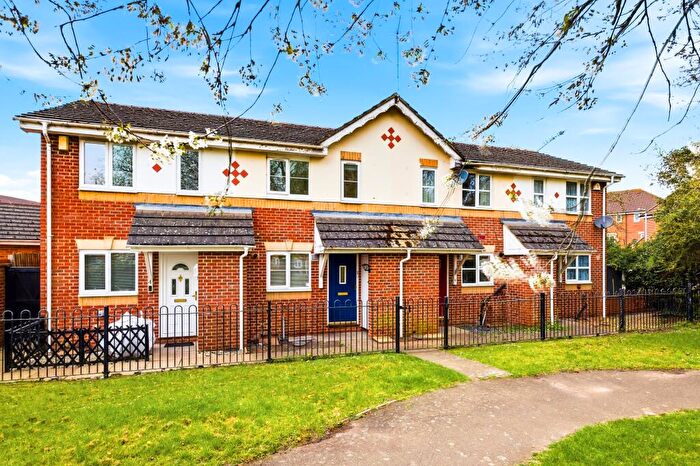 2 Bedroom House For Sale In Slough, SL1