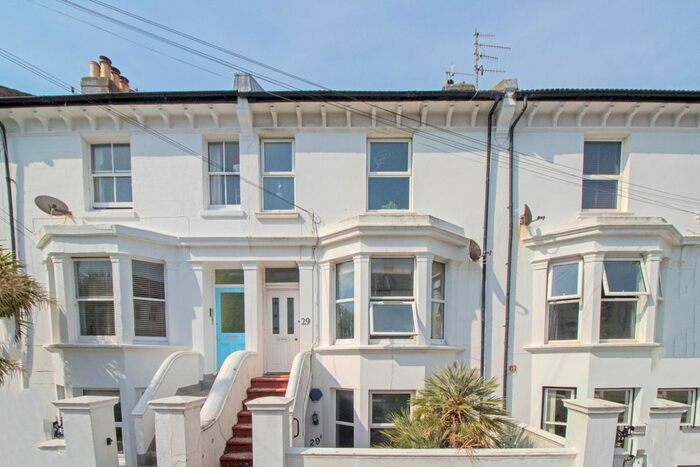 1 Bedroom Flat To Rent In Goldstone Road, Hove, BN3