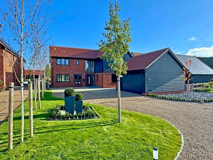 4 Bedroom Detached House For Sale In Willow Corner, Wortham, Diss, IP22