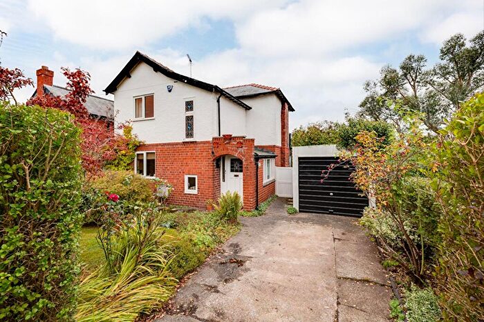 3 Bedroom Detached House For Sale In Keristal Avenue, Great Boughton, CH3