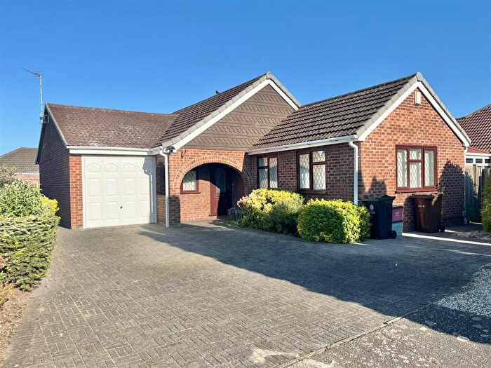 3 Bedroom Detached Bungalow For Sale In Sherwood Drive, Great Clacton, Essex, CO15