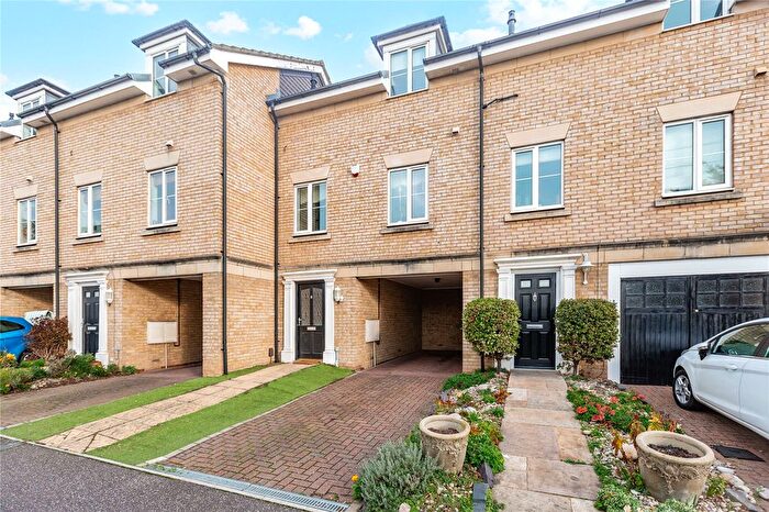 2 Bedroom Terraced House For Sale In Branfill Road, Upminster, RM14