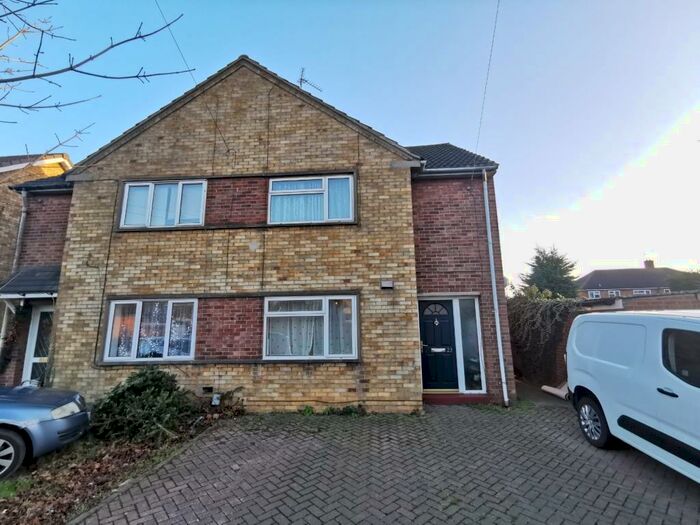 3 Bedroom House To Rent In Furze Ride, Peterborough, PE1