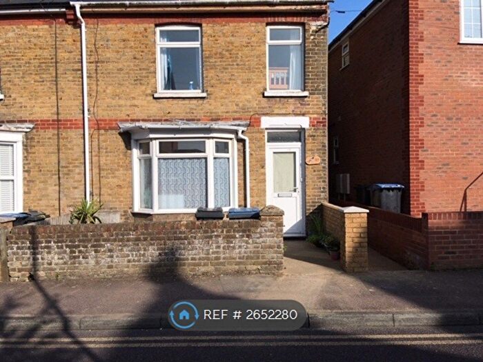 3 Bedroom End Of Terrace House To Rent In Middle Deal Road, Deal, CT14