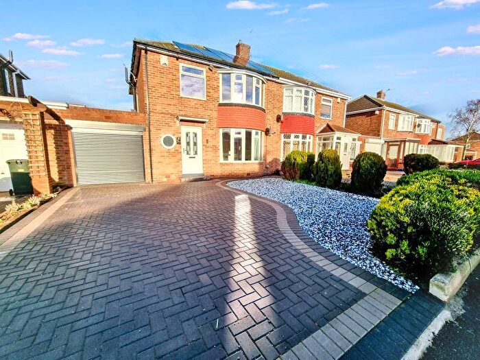 3 Bedroom Semi Detached House For Sale In Langdon Road, Hillheads Estate, NE5