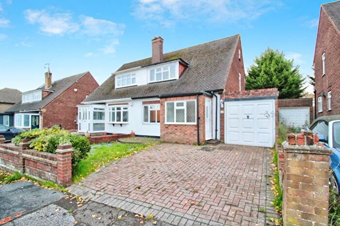 2 Bedroom Semi Detached House To Rent In Shevon Way, Brentwood, CM14