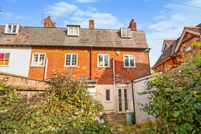 3 Bedroom House To Rent In Colliton Street, Dorchester, DT1