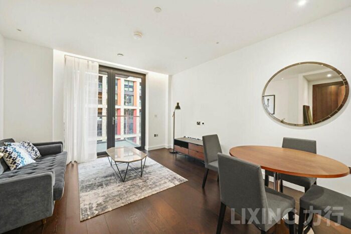 1 Bedroom Flat To Rent In Haines House, Charles Clowes Walk, SW11