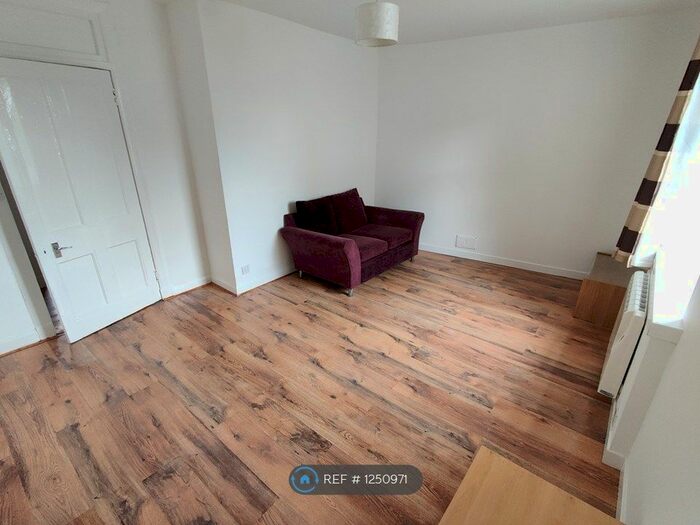 1 Bedroom Flat To Rent In Inchaffray Street, Perth PH1