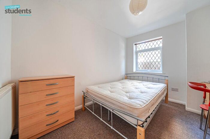 1 Bedroom Semi-Detached House To Rent In The Avenue, Brighton, BN2