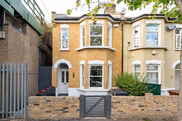 3 Bedroom End Of Terrace House For Sale In Thorpe Road, Forest Road, E7