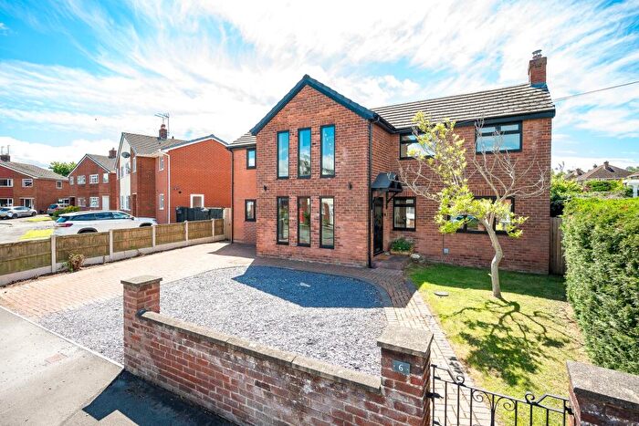 4 Bedroom Detached House For Sale In Firbrook Avenue, Hawarden, CH5