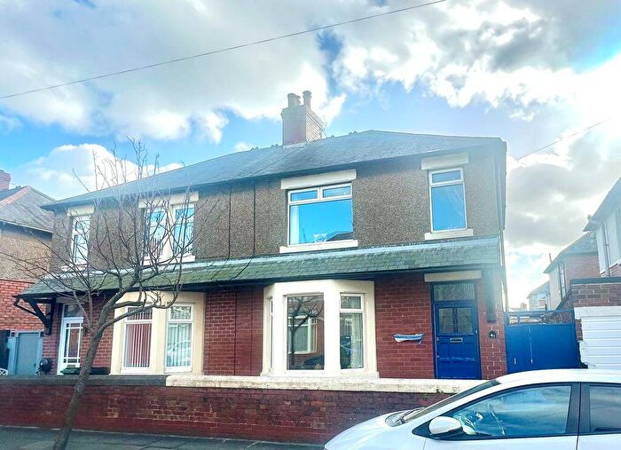 2 Bedroom Semi Detached House For Sale In Westfield Crescent, Newbiggin-By-The-Sea, NE64