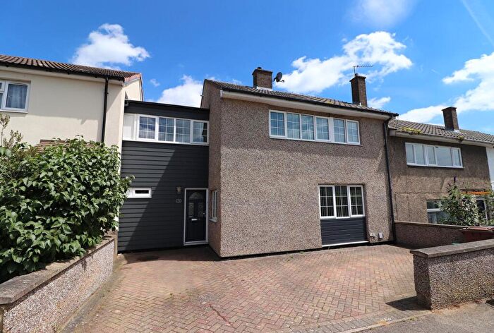 4 Bedroom Terraced House For Sale In Ferrier Road, Stevenage, Hertfordshire, SG2