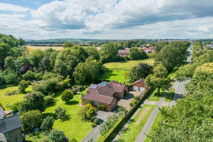 4 Bedroom Detached Bungalow For Sale In Langton Road, Norton, Malton, YO17