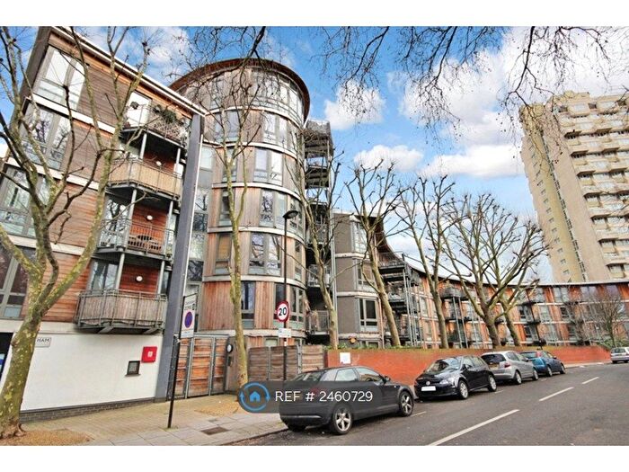 1 Bedroom Flat To Rent In Ashfield Court, London, SW9