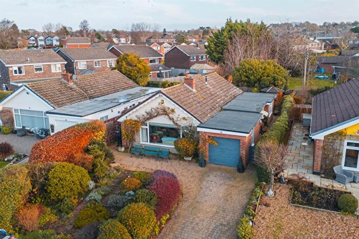 3 Bedroom Detached Bungalow For Sale In Quayside, Little Neston, Neston, CH64